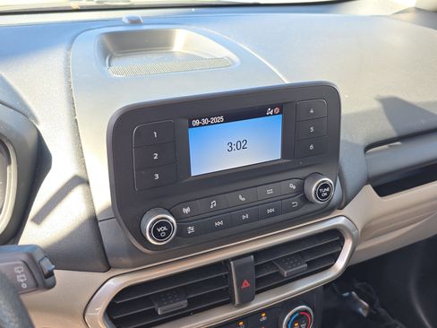 Used 2021 Ford EcoSport S image 23