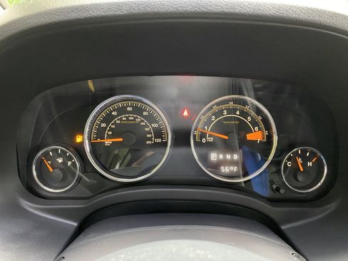 Used 2015 Jeep Compass High Altitude FWD image 20