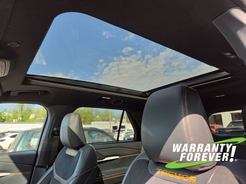 Used 2026 Ford Explorer Tremor w/ Tremor Ultimate Package image 13