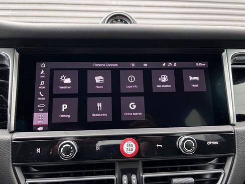 Certified 2026 Porsche Macan image 19