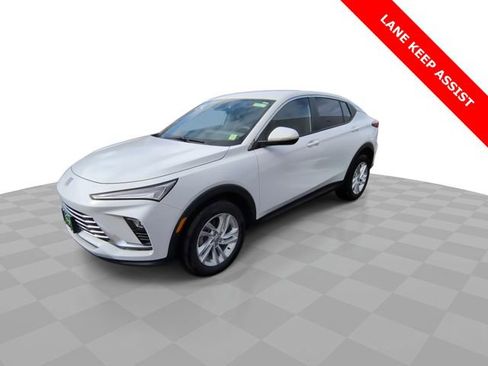 Certified 2024 Buick Envista Preferred w/ Advanced Safety Package image 4