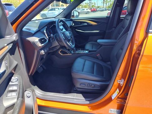 Certified 2023 Chevrolet TrailBlazer ACTIV w/ Sun and Liftgate Package FWD image 7