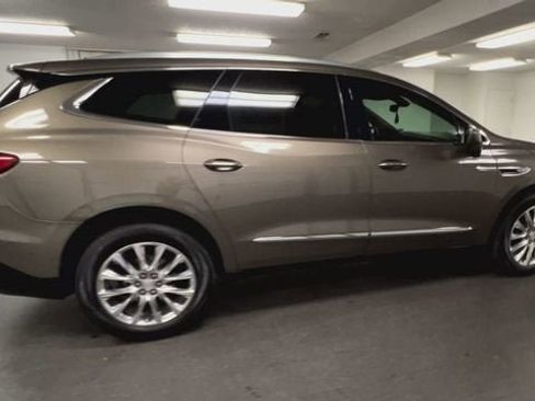 Certified 2020 Buick Enclave Premium w/ Surround and Sites Package FWD image 9