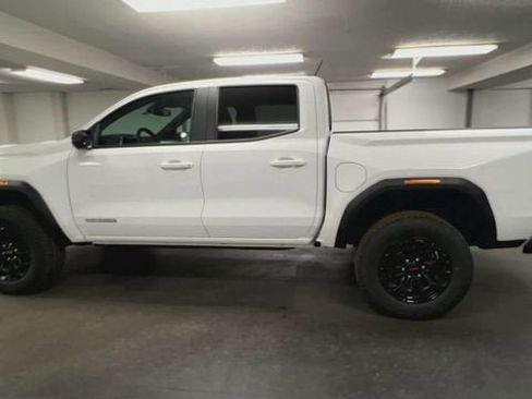 New 2026 GMC Canyon Elevation w/ Convenience Package image 6