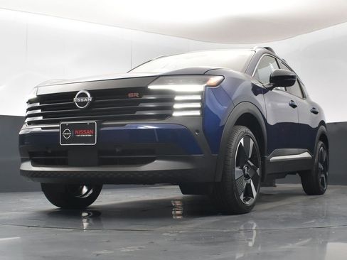 New 2026 Nissan Kicks SR w/ Cold Weather Package AWD/4WD image 38