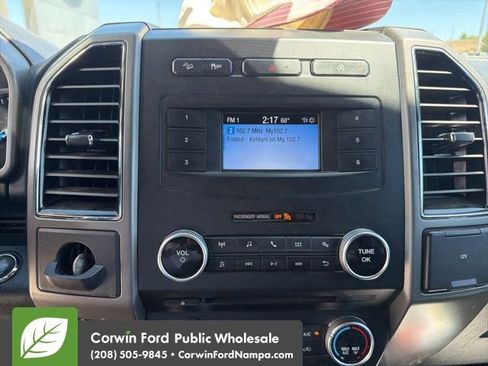 Used 2018 Ford Expedition XLT w/ Equipment Group 201A AWD/4WD image 10