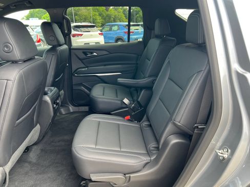 Certified 2026 Chevrolet Traverse LT AWD/4WD image 7