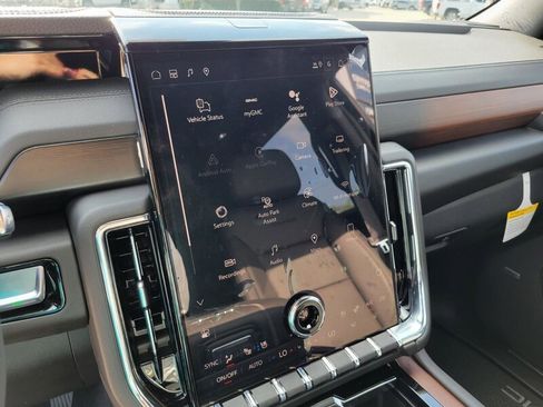 New 2026 GMC Yukon XL Denali w/ Sun & Power Step Package image 22