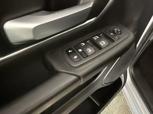Used 2022 RAM 1500 Big Horn AWD/4WD image 10