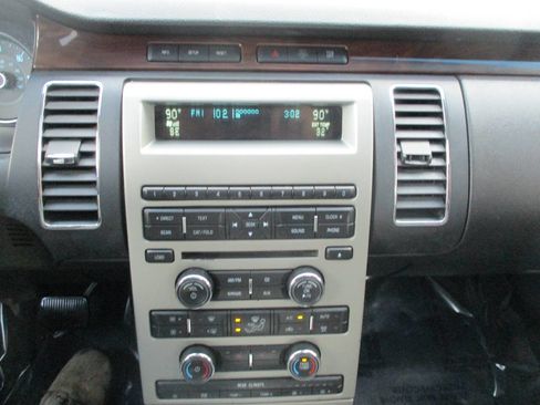 Used 2011 Ford Flex SEL w/ Rapid Spec Order Code image 36