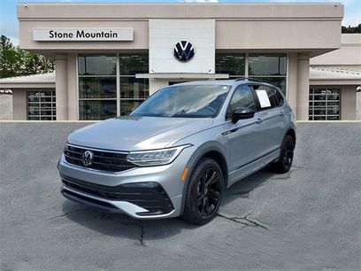 Certified 2023 Volkswagen Tiguan SE R-Line