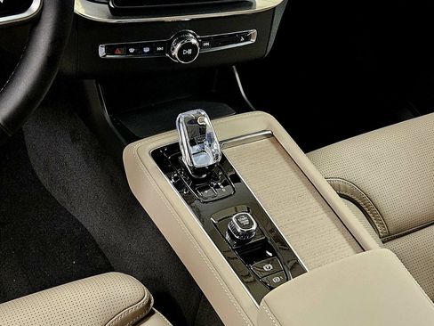 New 2026 Volvo XC90 T8 Ultra w/ Lounge Package AWD/4WD image 46