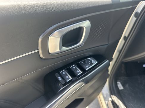 New 2026 Kia Sorento SX FWD image 16