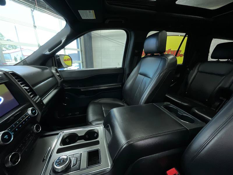 Used 2020 Ford Expedition XLT w/ Equipment Group 202A RWD image 12