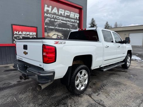 Used 2019 Chevrolet Silverado 2500 LTZ w/ Duramax Plus Package image 8