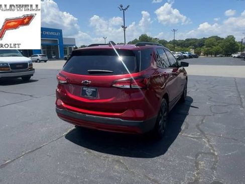 Used 2023 Chevrolet Equinox RS w/ RS Leather Package FWD image 8
