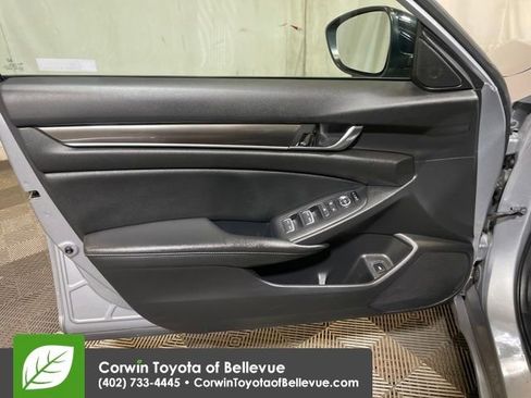 Used 2022 Honda Accord Sport image 10