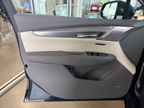 Certified 2024 Cadillac XT5 Premium Luxury w/ LPO, Floor Liner Package AWD/4WD image 16
