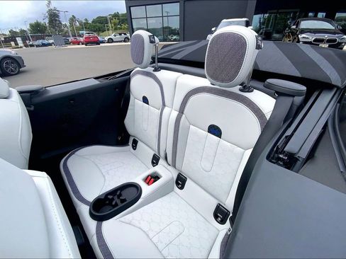 Certified 2025 MINI Cooper S image 27