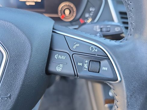 Used 2018 Audi Q5 2.0T Premium Plus w/ Premium Plus Package image 16