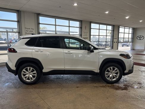 New 2026 Toyota Corolla Cross L image 3