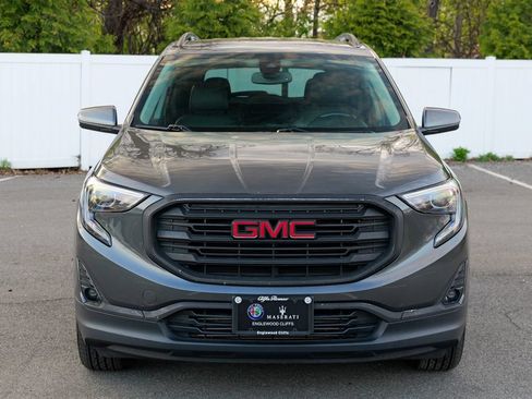 Used 2021 GMC Terrain SLT AWD/4WD image 2
