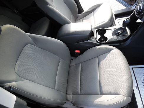 Used 2018 Hyundai Santa Fe Sport w/ 2.4L Value Package 02 image 22