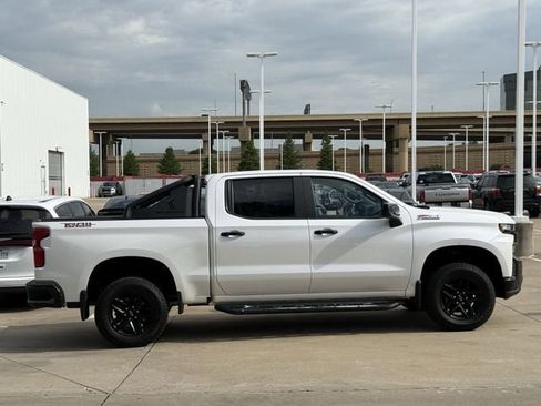 Used 2019 Chevrolet Silverado 1500 LT Trail Boss AWD/4WD image 3