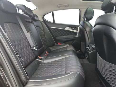 Used 2019 Genesis G70 2.0T Advanced w/ Dynamic Package image 28