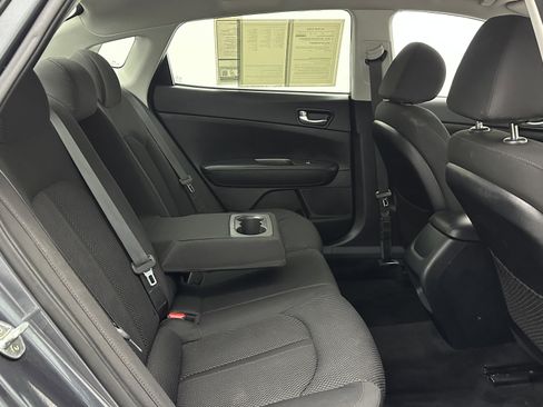 Used 2020 Kia Optima LX image 28