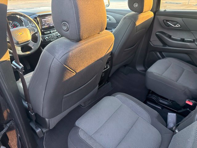 Used 2023 Chevrolet Traverse LT FWD image 21