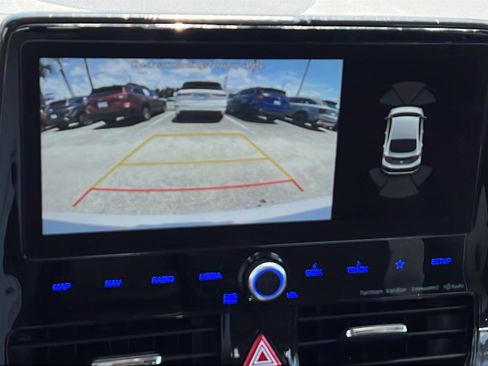 Certified 2021 Hyundai Ioniq Limited FWD image 13