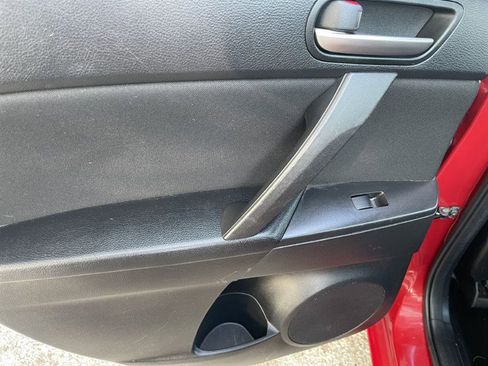 Used 2013 MAZDA MAZDA3 i Touring image 14