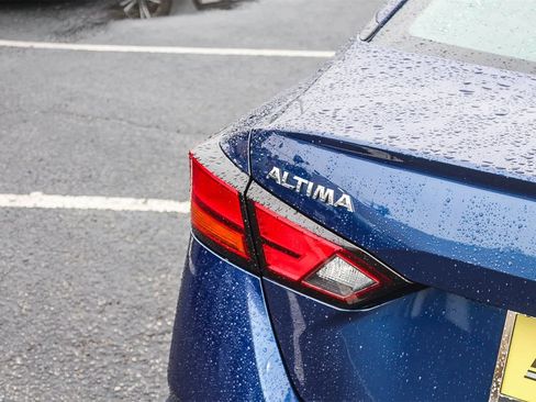 Used 2022 Nissan Altima 2.5 SR image 8