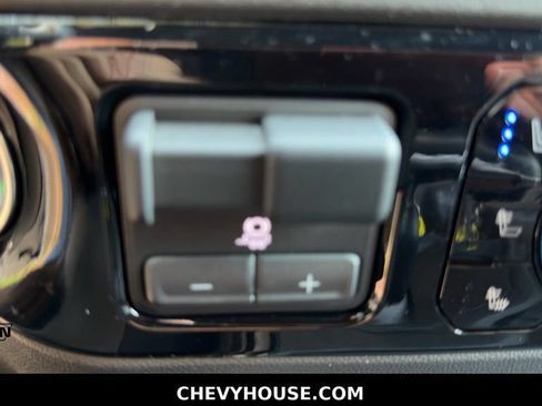 Used 2025 Chevrolet Silverado 1500 ZR2 AWD/4WD image 34