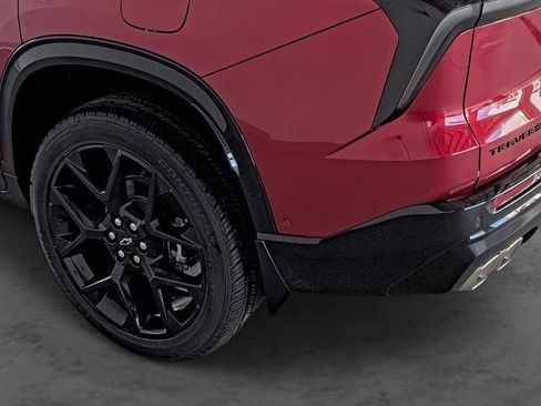 New 2026 Chevrolet Traverse RS w/ LPO, Floor Liner Package image 9