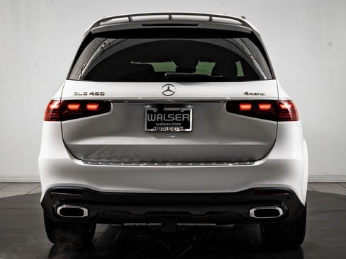 New 2026 Mercedes-Benz GLS 450 4MATIC image 10