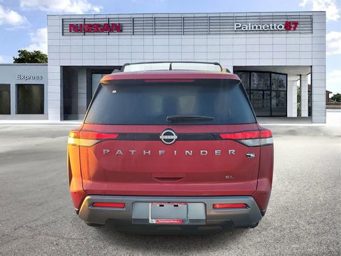 New 2026 Nissan Pathfinder SL image 4