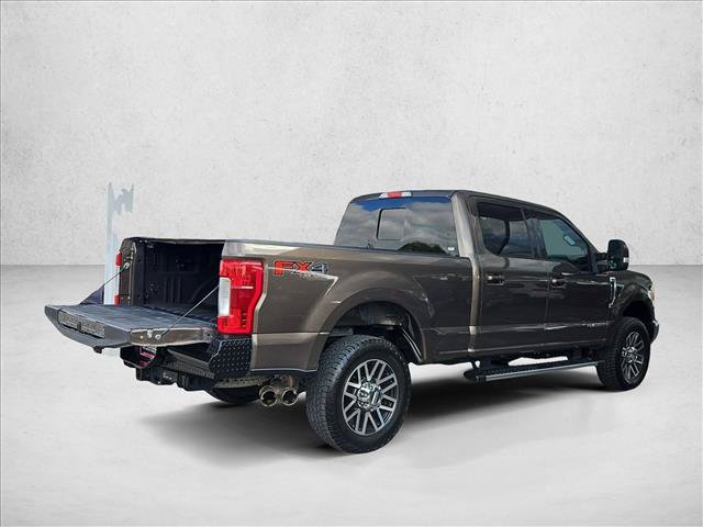 Used 2017 Ford F250 Lariat AWD/4WD image 6