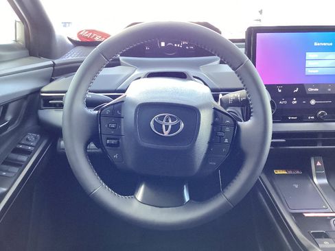 Used 2026 Toyota bZ XLE image 21