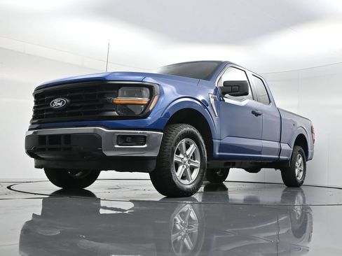 Used 2025 Ford F150 XLT AWD/4WD image 42