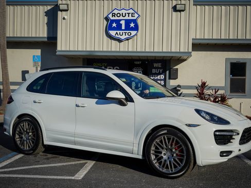 Used 2013 Porsche Cayenne GTS image 3
