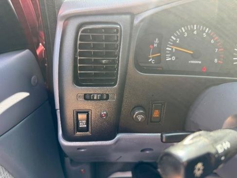 Used 1999 Toyota Tacoma 4x4 Xtracab V6 image 24