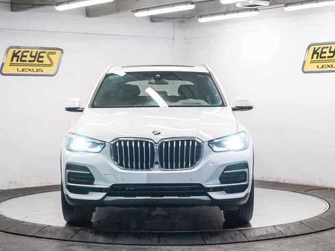 Used 2023 BMW X5 sDrive40i w/ Premium Package image 6