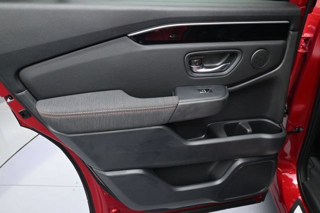 New 2026 Honda Pilot Sport image 25