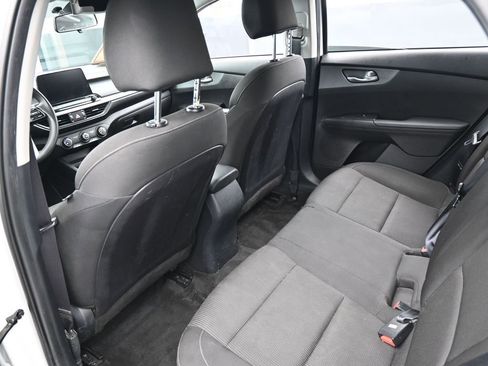 Used 2021 Kia Forte LXS image 32