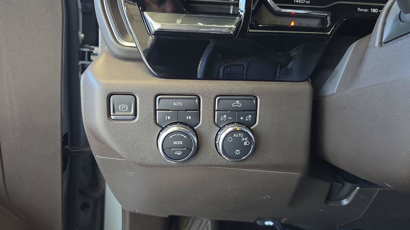 Used 2024 GMC Sierra 1500 SLE w/ LPO, GMC Protection Package AWD/4WD image 23