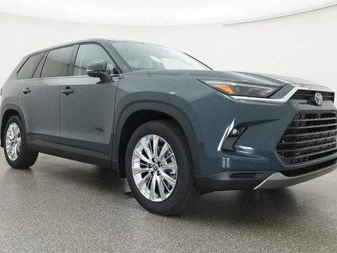 New 2026 Toyota Grand Highlander AWD image 29