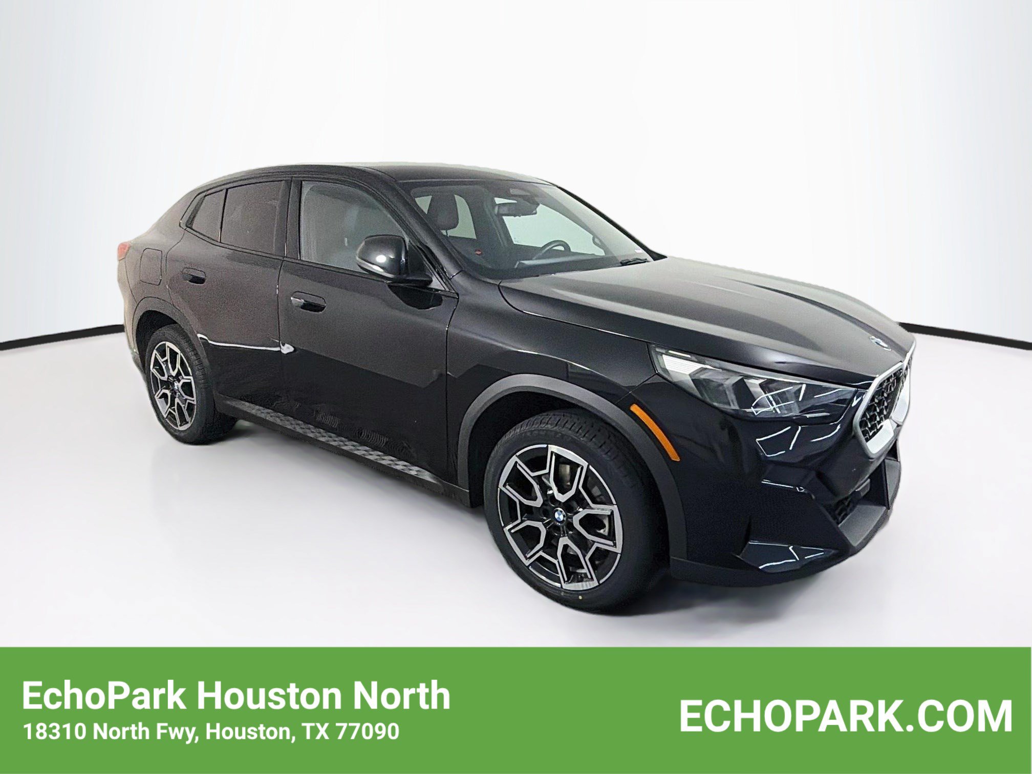 Used 2026 BMW X2 xDrive28i AWD/4WD image 1