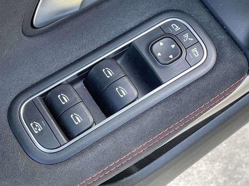 Used 2020 Mercedes-Benz CLA 250 4MATIC w/ AMG Line image 17